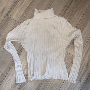 Turtle neck sweater